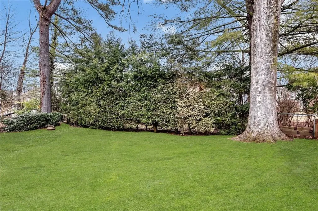 128 Albemarle Road White Plains NY 10605