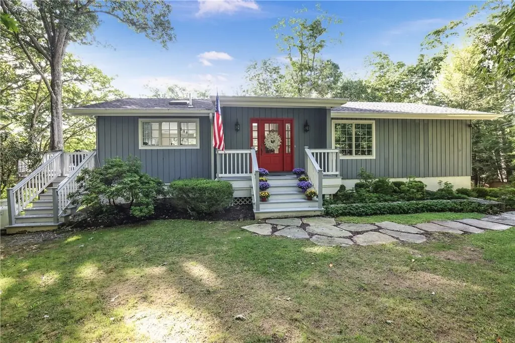 56 Dingee Road Pound Ridge NY 10576