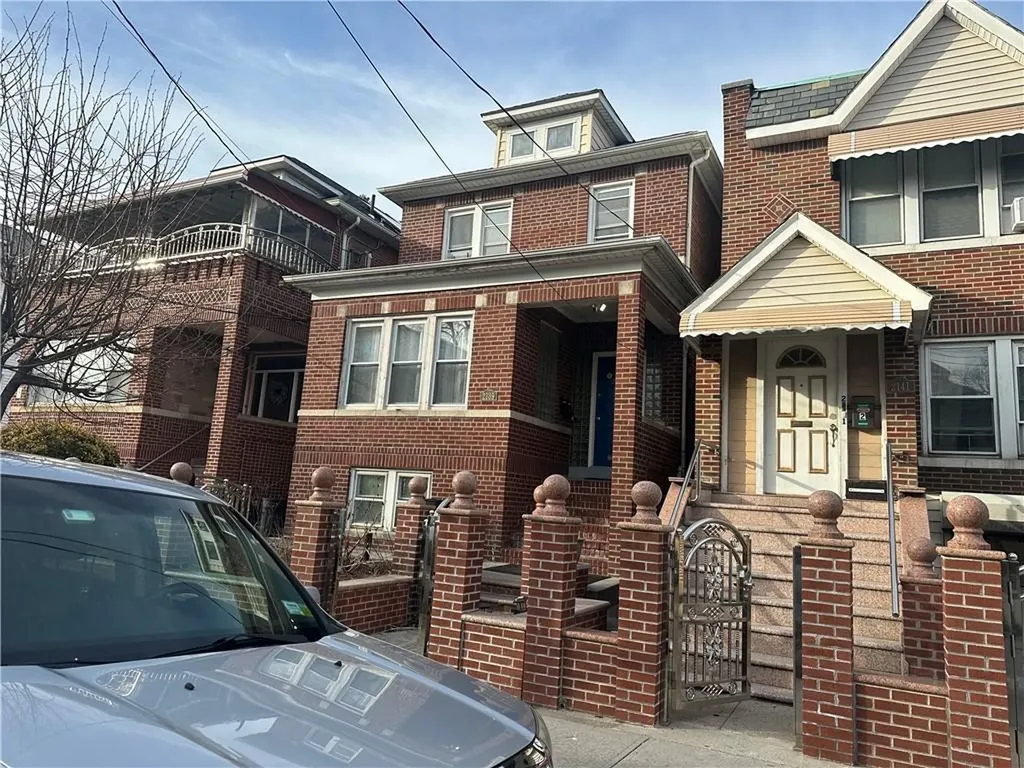 2139 Quimby Avenue Bronx NY 10473