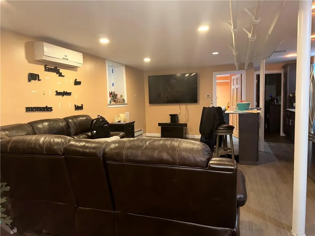 2139 Quimby Avenue Bronx NY 10473