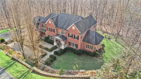 23 Parkview Circle Carmel NY 10512