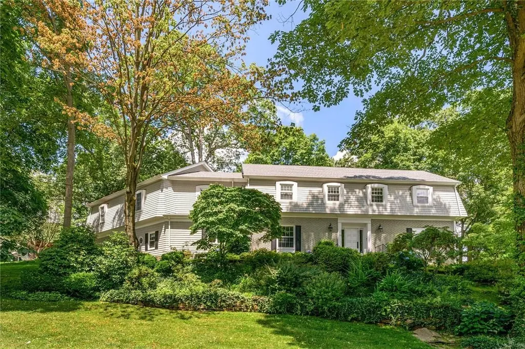 15 Boulder Brook Road Scarsdale NY 10583