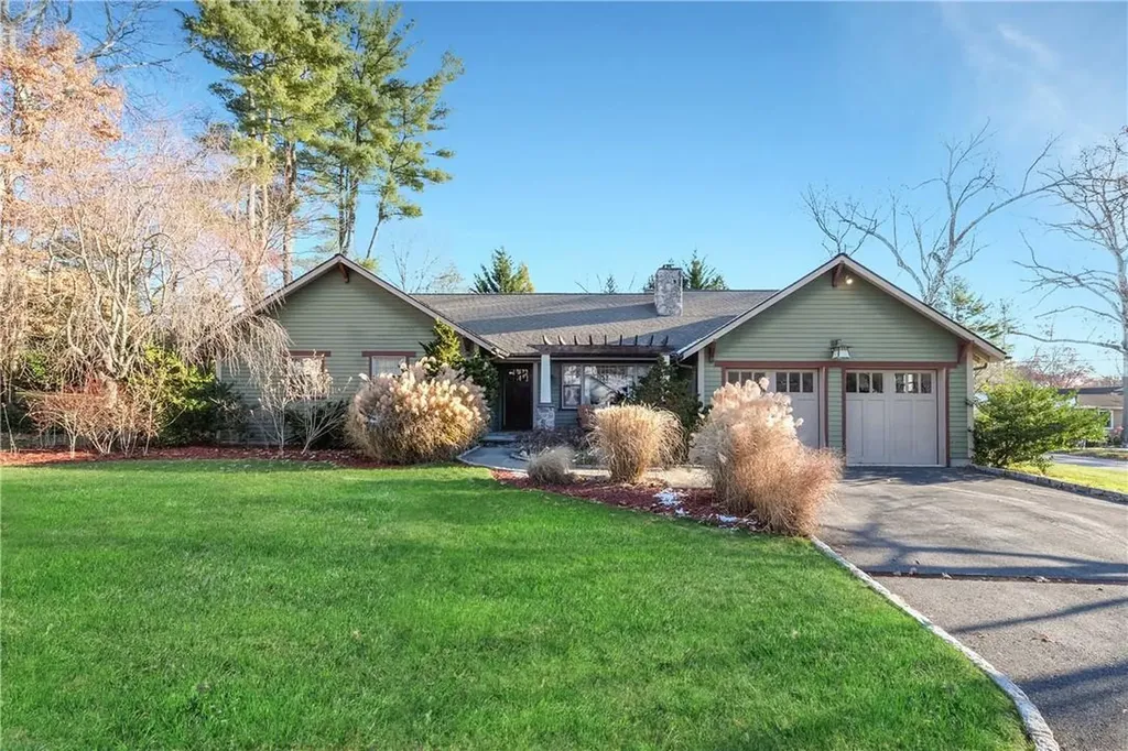 38 Avondale Road White Plains NY 10605