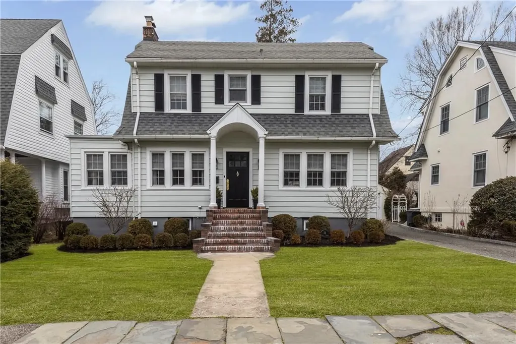 13 Hobart Street Bronxville NY 10708