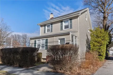 225 Maple Avenue Mamaroneck NY 10543