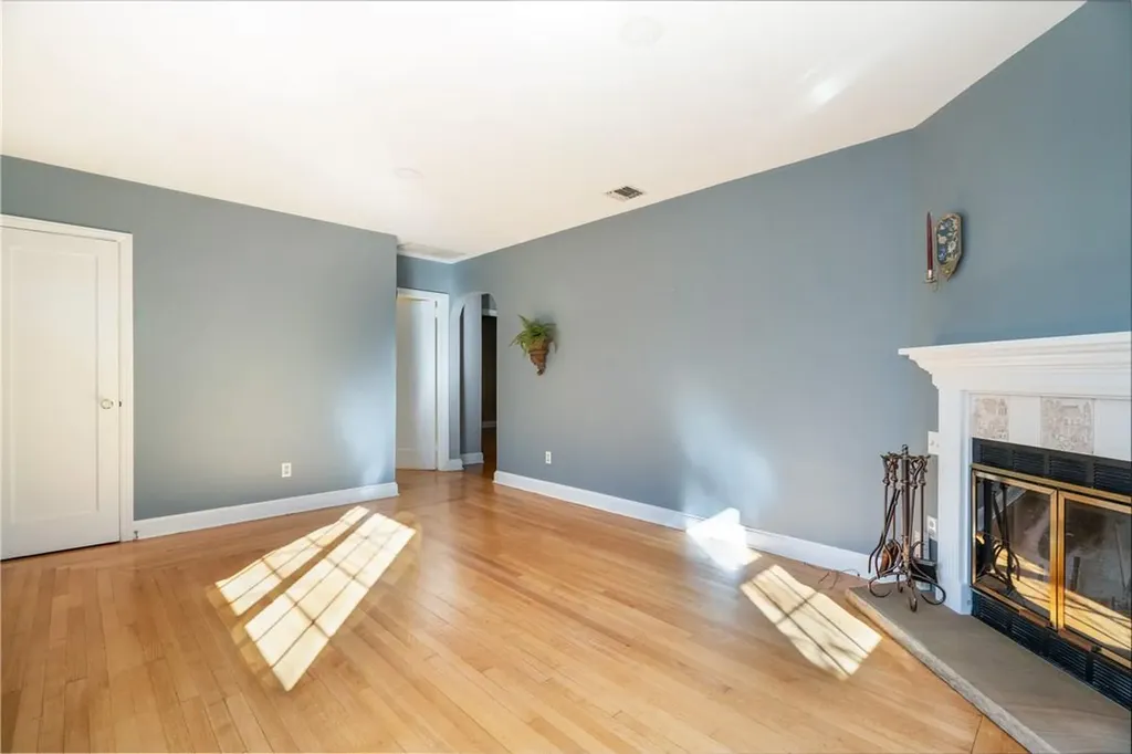 44 Eimer Street Tappan NY 10983
