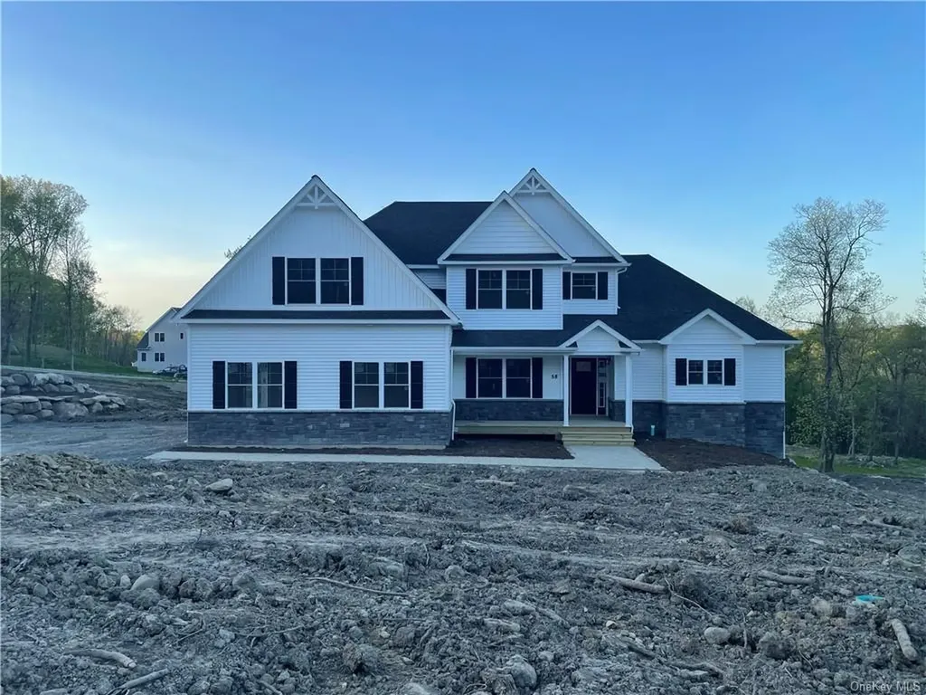 126 Joyce Way New Windsor NY 12553