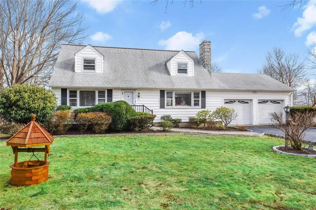 52 Overlook Drive Mahopac NY 10541