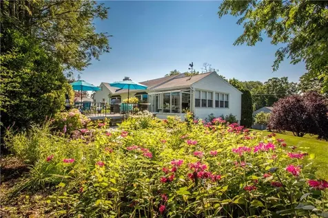 915 Sylvan Lane Mamaroneck NY 10543
