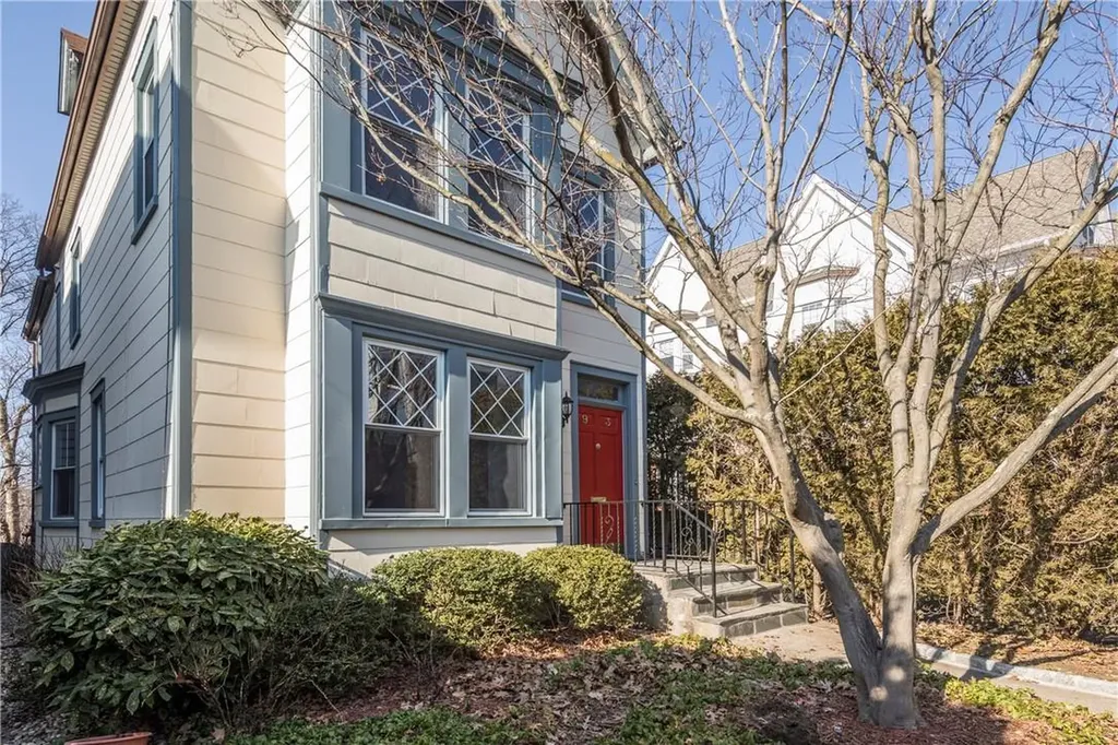 93 Parkway Road Bronxville NY 10708