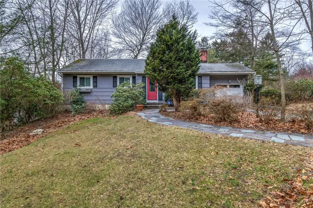92 Stephen Drive Pleasantville NY 10570