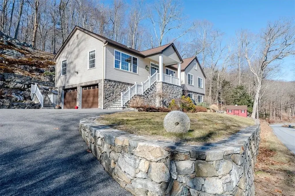 616 Union Valley Road Mahopac NY 10541