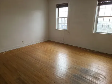 208 Centre Avenue New Rochelle NY 10805