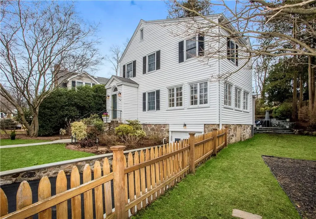 5 Howard Street Larchmont NY 10538