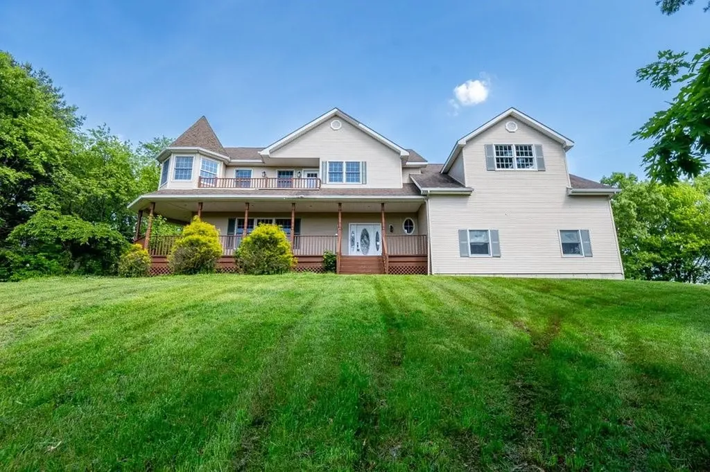 86 Fox Hill Road Wallkill NY 12589