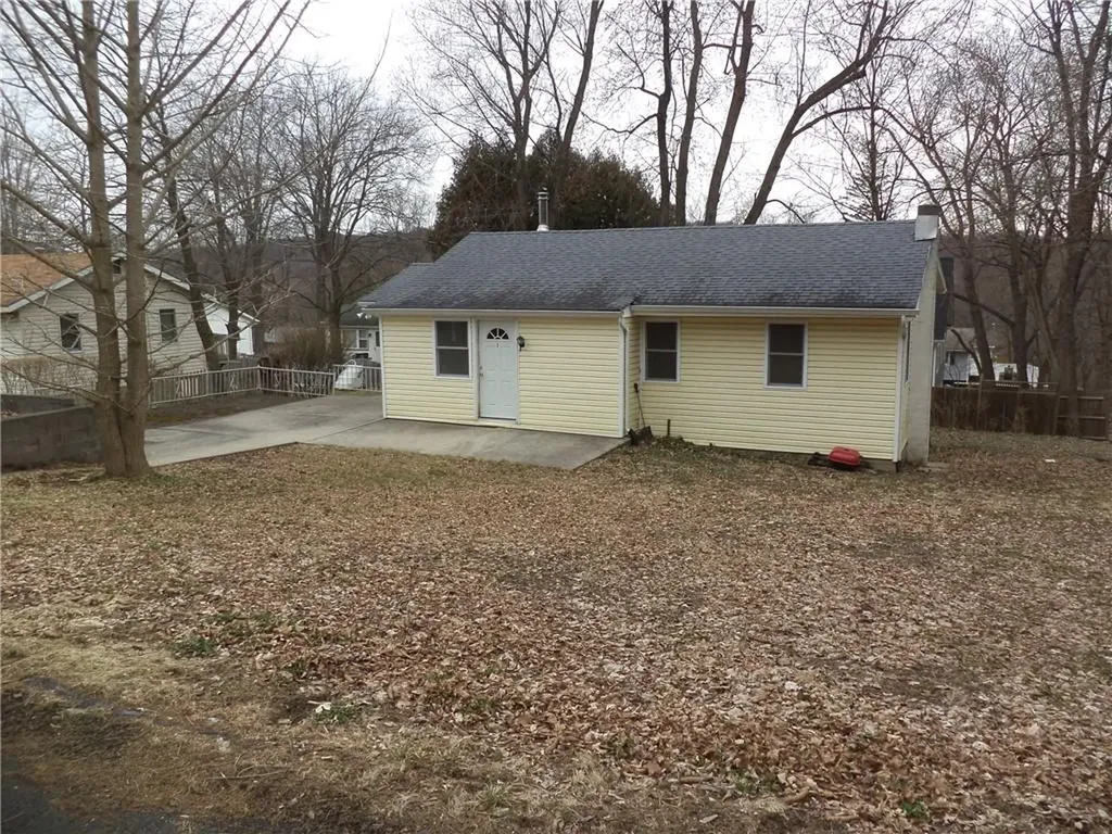 2 Poplar Trail Monroe NY 10950