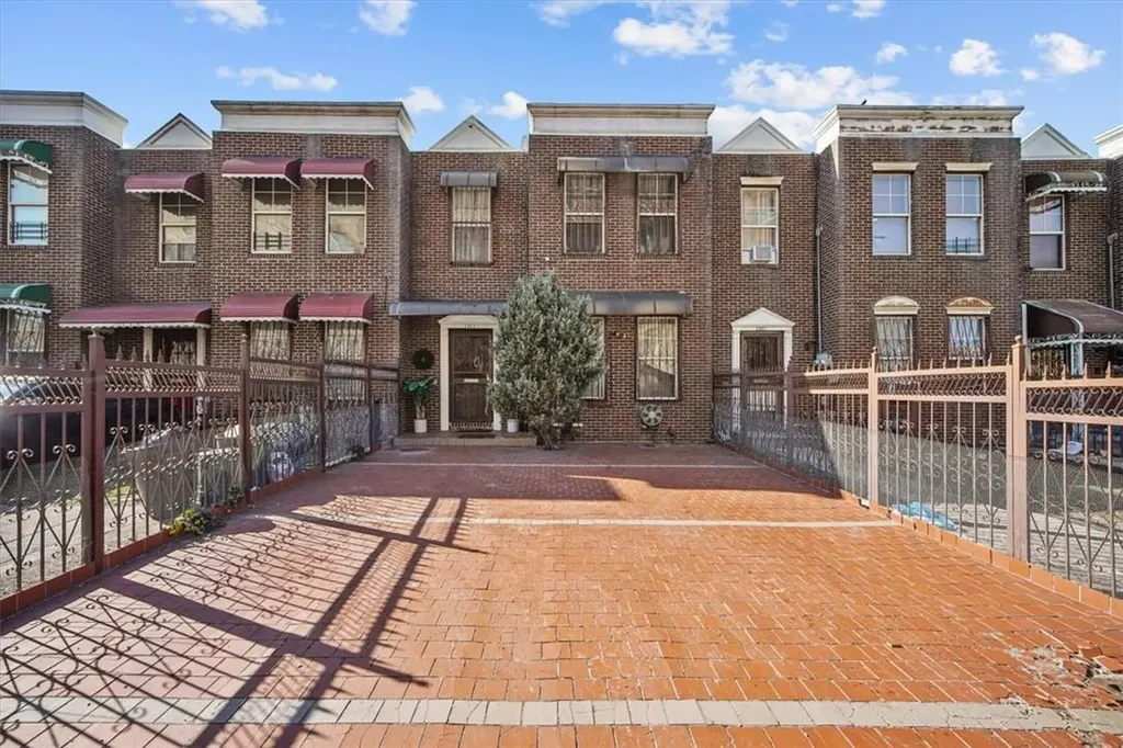 1311 Nelson Avenue Bronx NY 10452