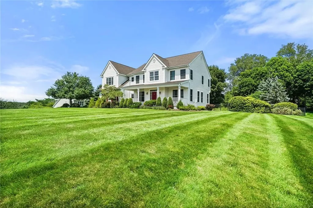 11 Augusta Court Monroe NY 10950