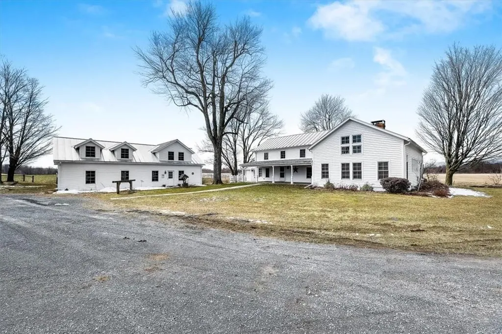 29 Hamm Road Hudson NY 12534