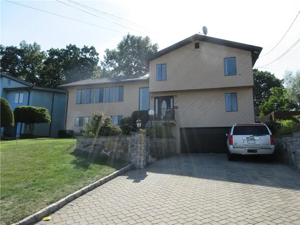113 Patmore Avenue Yonkers NY 10710