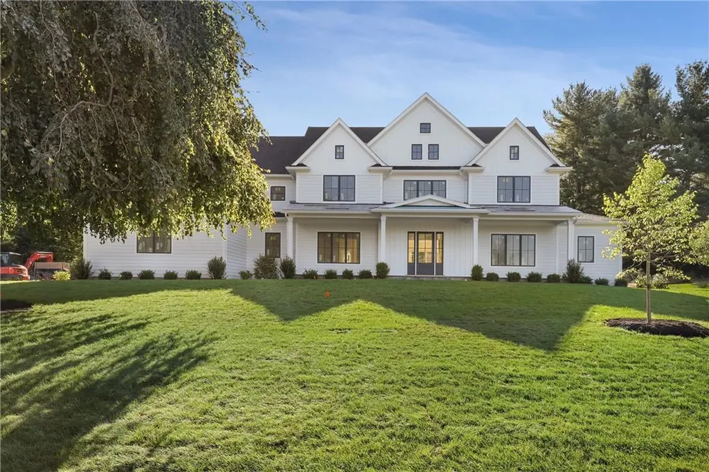 9 Skywood Road Chappaqua NY 10514