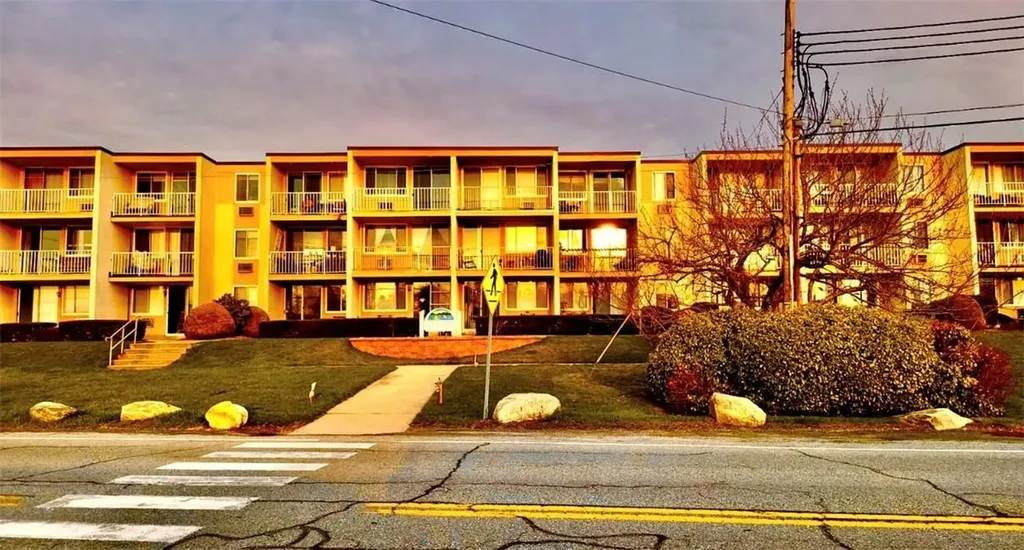 141 E Lake Boulevard Mahopac NY 10541