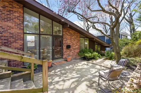 48 Old Colony Road Hartsdale NY 10530