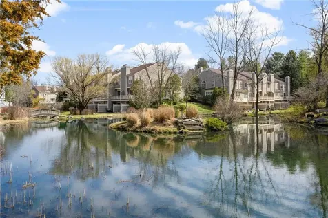 307 Pondside Drive White Plains NY 10607