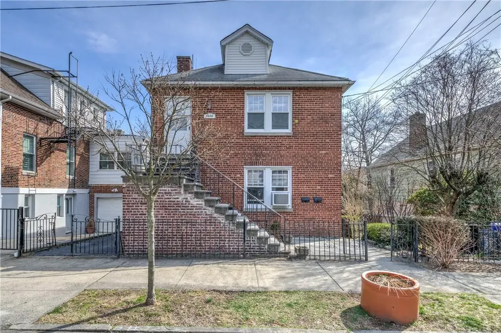 1656 Library Avenue Bronx NY 10465
