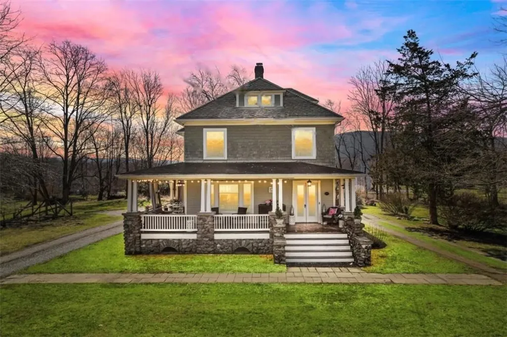 1629 State Route 94 New Windsor NY 12553