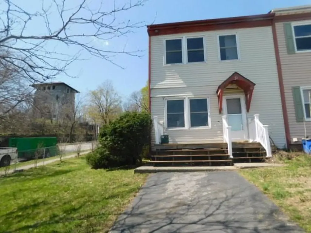 40 Washington Place Newburgh NY 12550