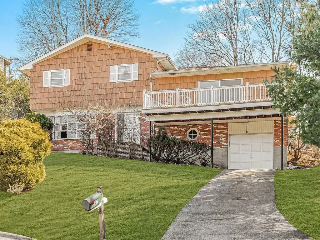67 Rudolph Terrace Yonkers NY 10701