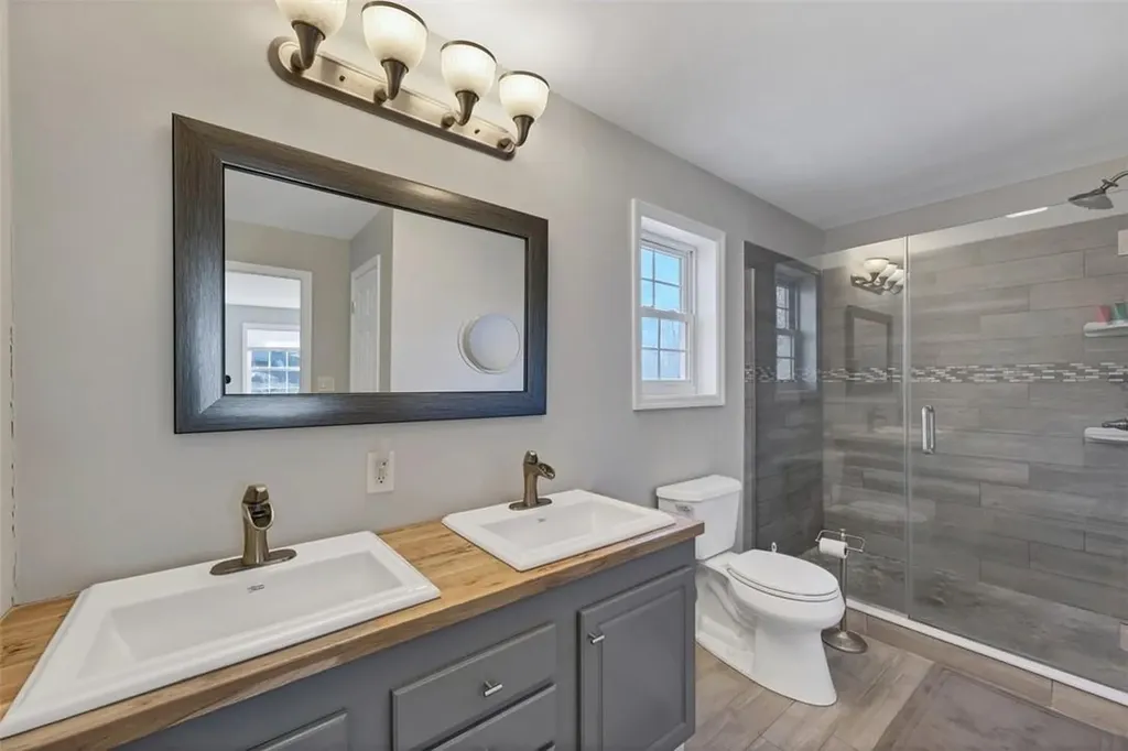 80 Tamarack Hill Drive Poughkeepsie NY 12603
