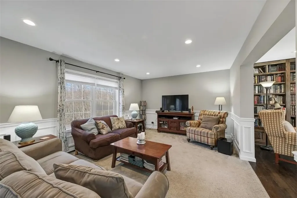 80 Tamarack Hill Drive Poughkeepsie NY 12603