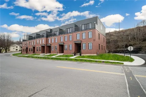 10 Beekman Street Beacon NY 12508