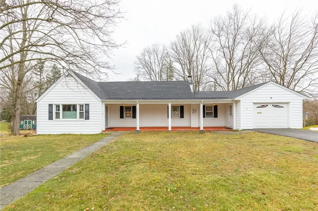 16 Elmendorf Drive Poughkeepsie NY 12603