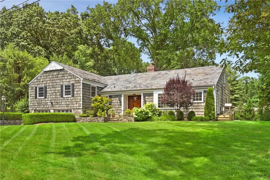6 Briar Del Circle Larchmont NY 10538