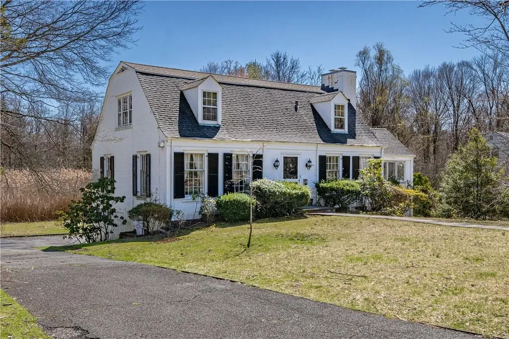 40 Brookby Road Scarsdale NY 10583