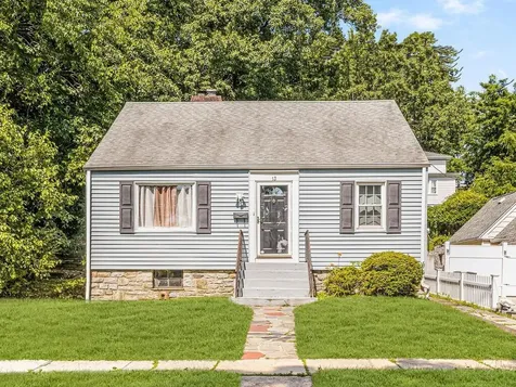 13 Hardy Place Yonkers NY 10703