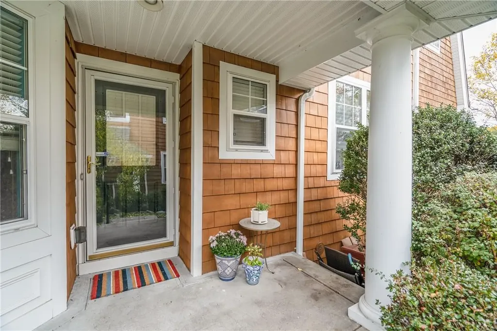 42 Trailhead Lane Tarrytown NY 10591