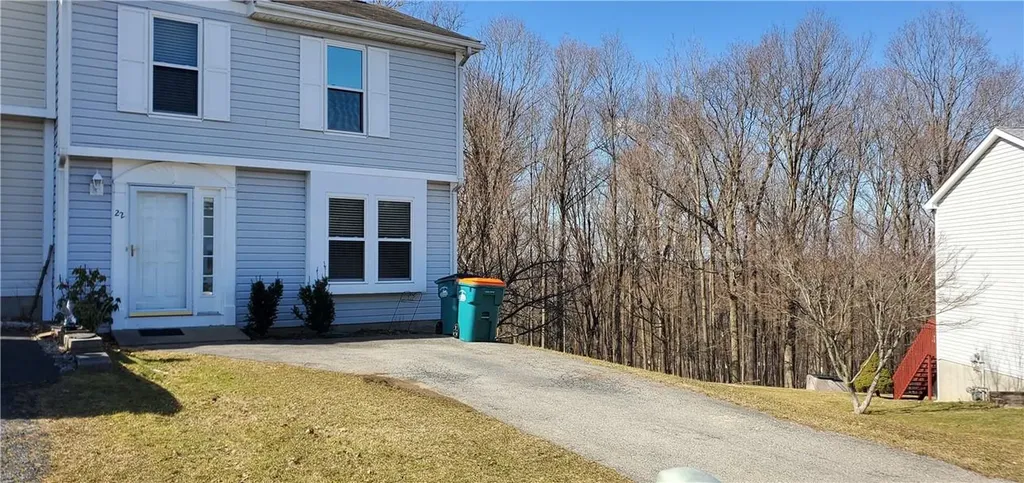 22 Helen Court Beacon NY 12508
