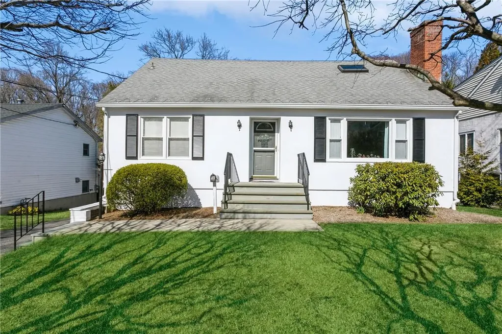 49 Ward Avenue Mount Kisco NY 10549