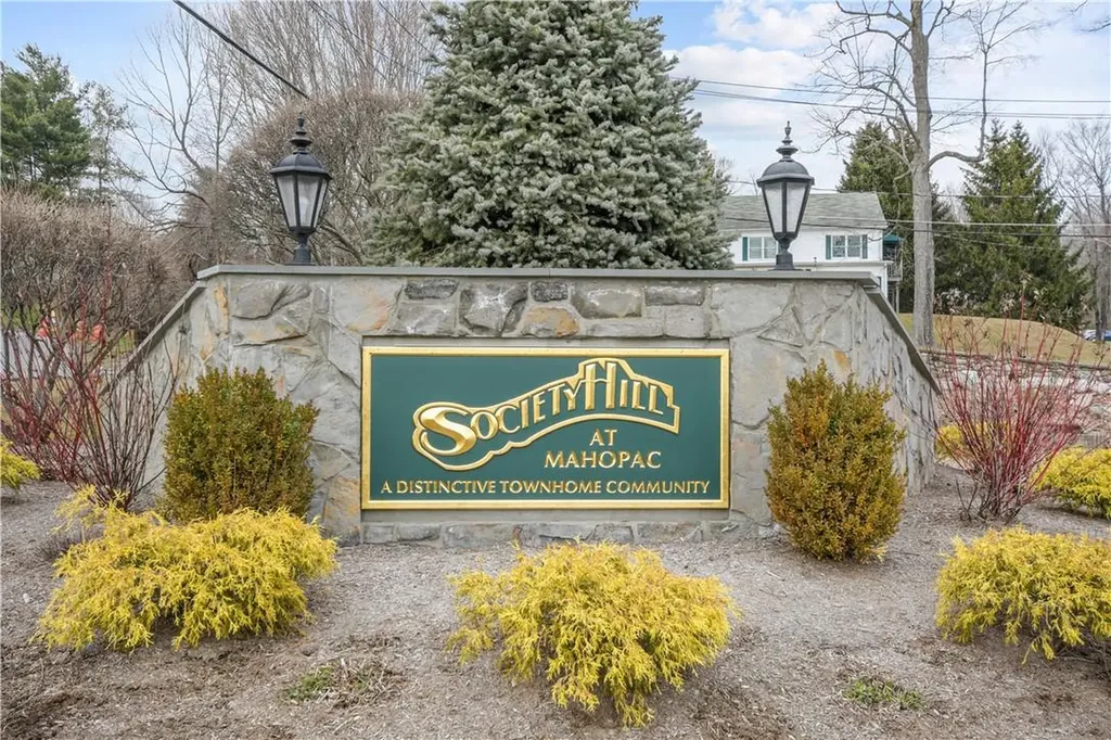 56 Jonathan Drive Mahopac NY 10541