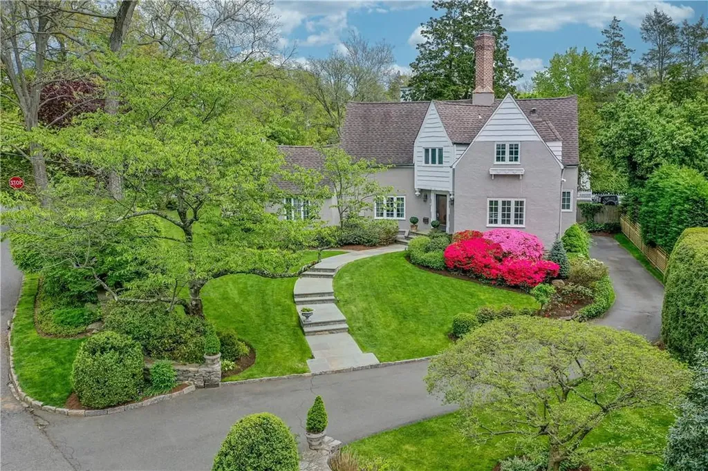 16 Sturgis Road Bronxville NY 10708