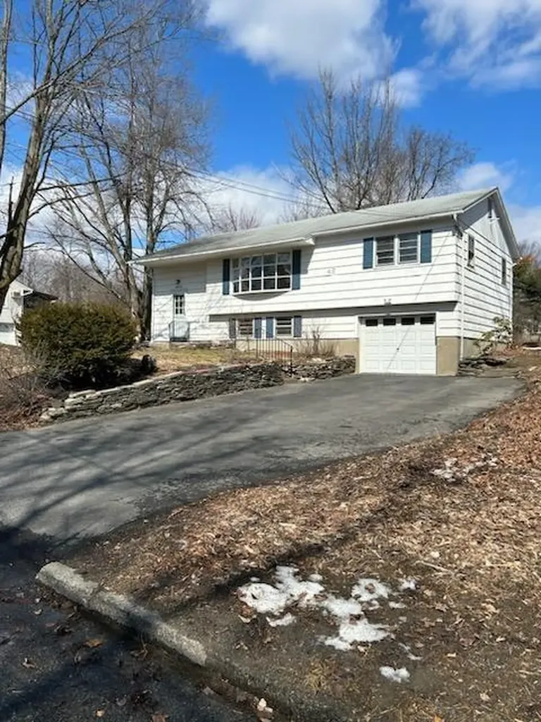 46 Lancer Drive Newburgh NY 12550