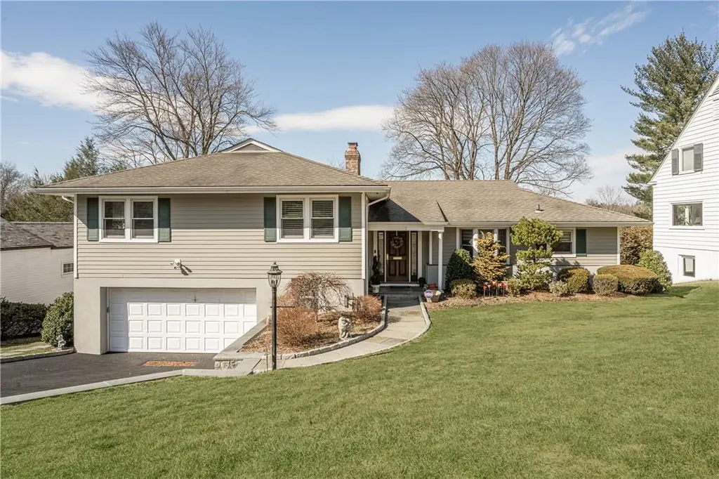 7 Windsor Lane Scarsdale NY 10583