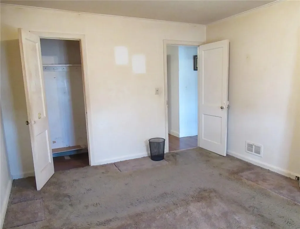 12 Downing Drive E White Plains NY 10607