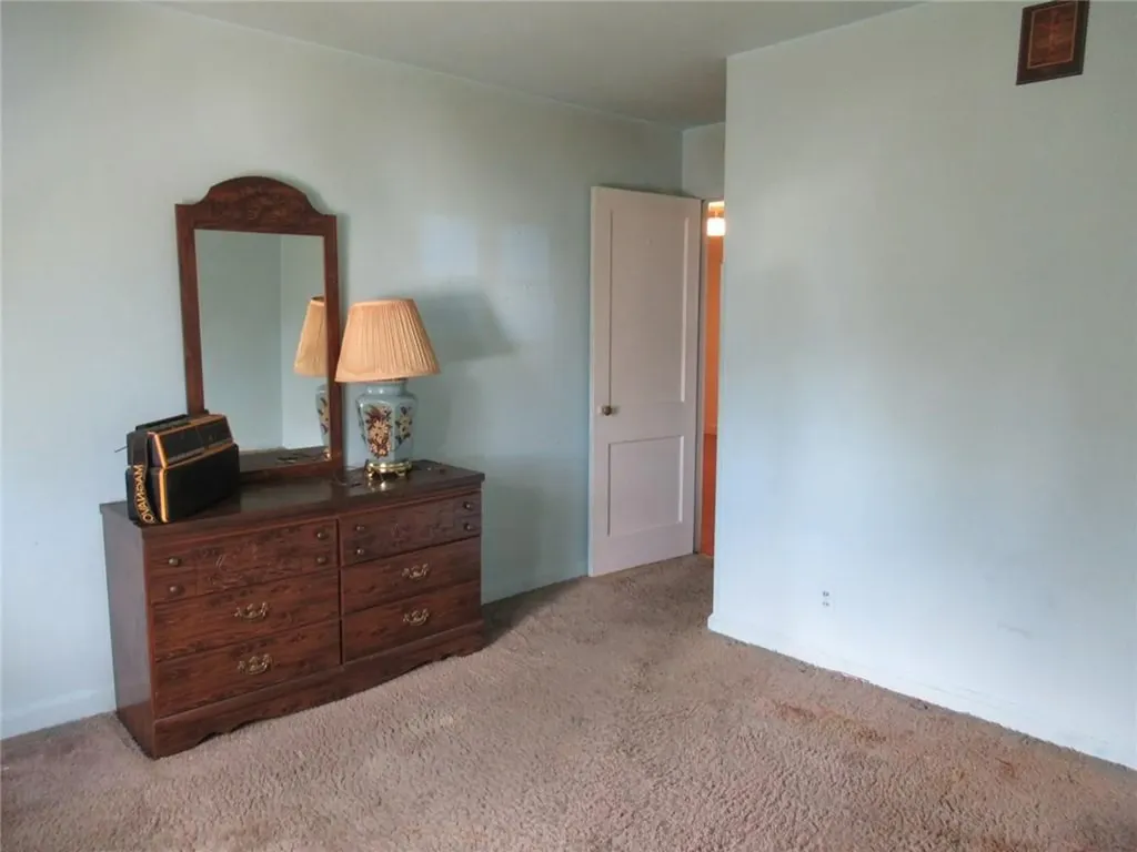 12 Downing Drive E White Plains NY 10607