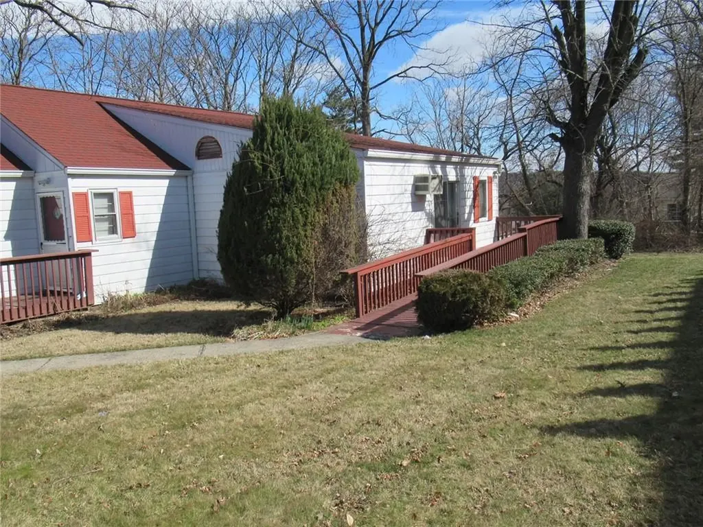 12 Downing Drive E White Plains NY 10607