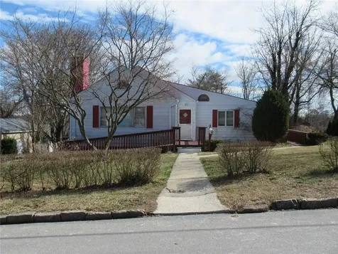 12 Downing Drive E White Plains NY 10607